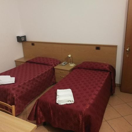 Albergo Della Stazione Cairo Montenotte Værelse billede