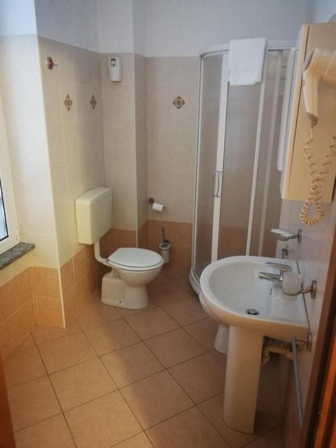 Albergo Della Stazione Cairo Montenotte Værelse billede
