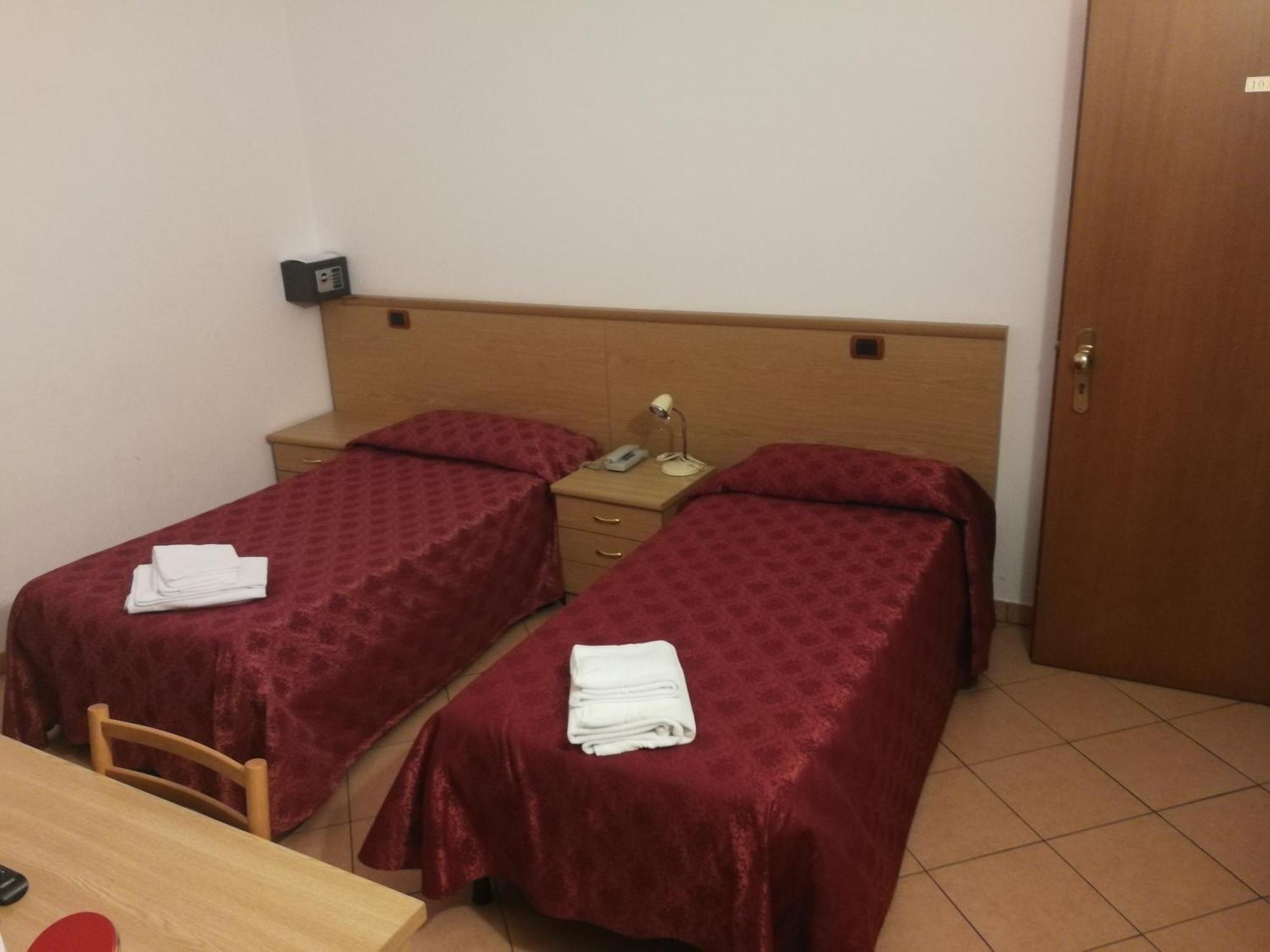 Albergo Della Stazione Cairo Montenotte Værelse billede
